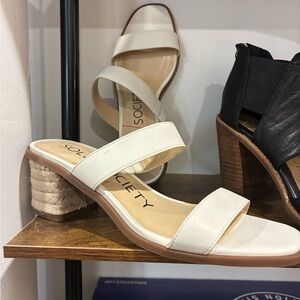 Sole Society open toe white slides size 7